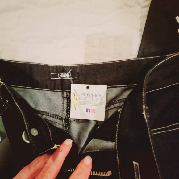 NWT LEOPARD JEANS - Picture 6 of 7